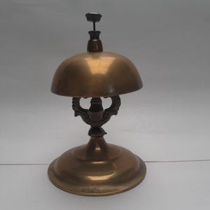 Vintage Schreibtischglocke aus Messing, Hotelglocke aus Messing, antiker Service-Klingel, Rufglocke an der Rezeption, Ladenthekenglocke, Büroglocke, Empfangsglocke