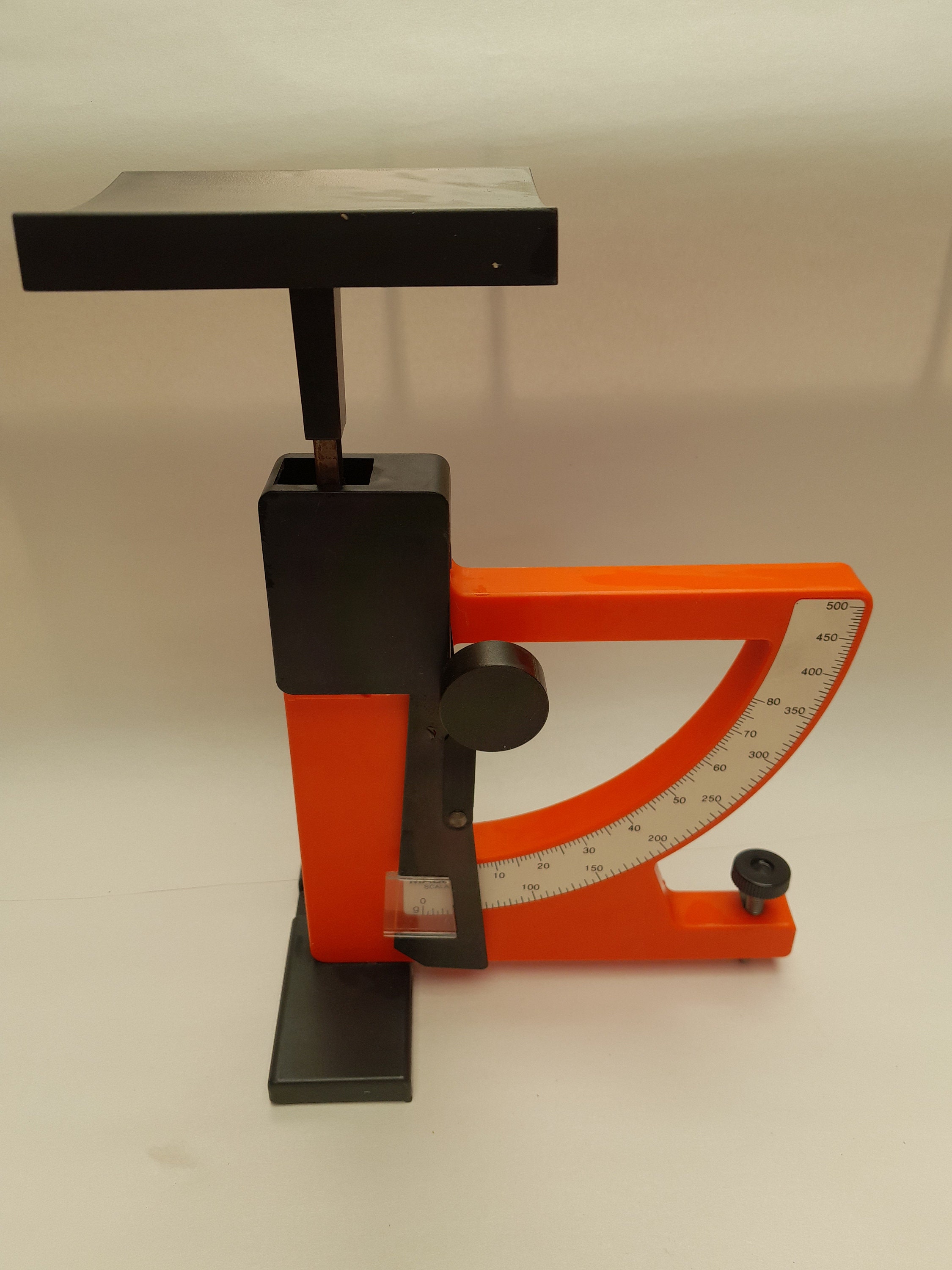 ヴィンテージ Jakob MAUL 郵便レタースケール、オレンジと黒 - 振り子