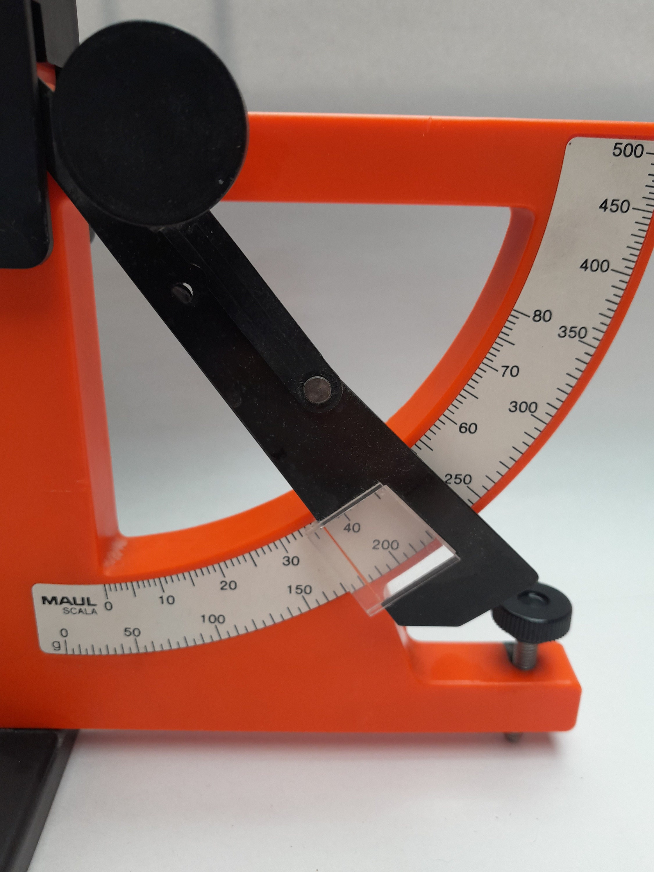 ヴィンテージ Jakob MAUL 郵便レタースケール、オレンジと黒 - 振り子