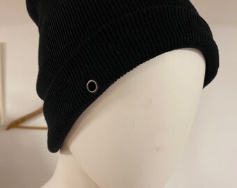 Black Slouch Fitted Grommet Beanie, OneSize
