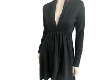 Long Sleeve Grecian Goddess Pocket Dress - Solid Black With Rose Size Small