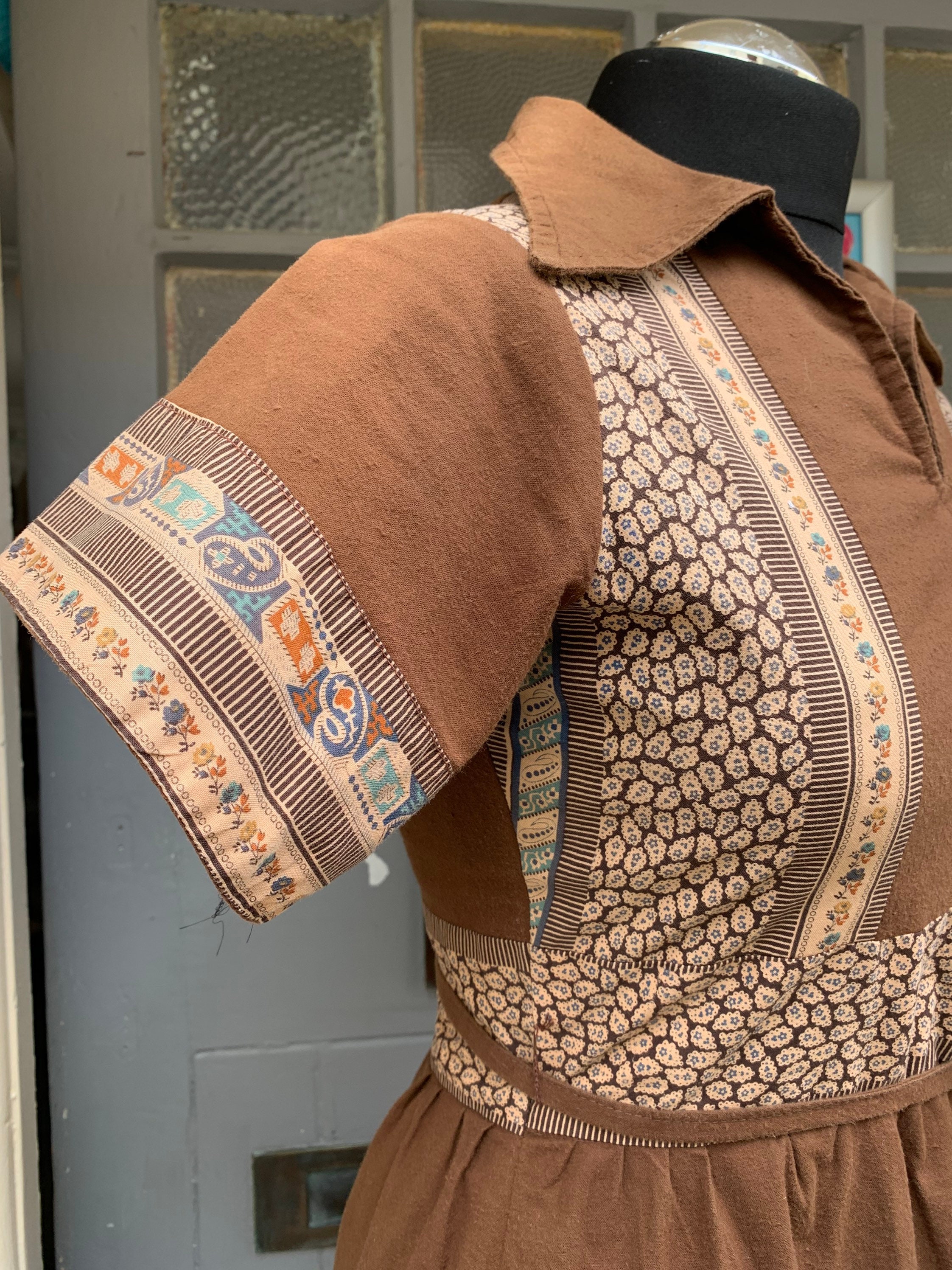 Vintage 1970s dagger collar peasant/folky dress Etsy