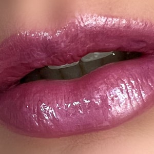 Lambskin Wrap Velvet Lipstick Matte Matte Sculpted Lipstick matte