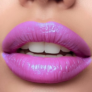 BUMP IT Purple Color Shift Lip Gloss- Vegan Friendly