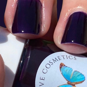 Esmalte de uñas sin toxinas EERIE 10: apto para veganos y libre de crueldad animal