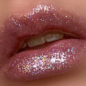 DAYDREAMER Flüssige Lippenglasur - Holographisch Pink Glitter Lipgloss - Vegan freundlich, Grausamkeit frei