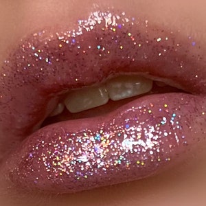 DAYDREAMER Liquid Lip Glaze - Holographic Pink Glitter Lip Gloss- Vegan Friendly, Cruelty Free Lip