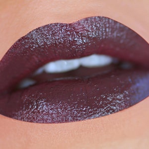 RAISIN THE ROOF All Natural Lipliner or Eyeliner image 4