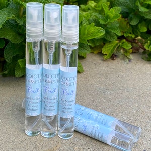 FIXIT- 100% All Natural Eye Primer and Mixing Medium. Vegan, Cruelty Free. New larger size, glass containers!