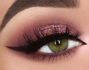 eye makeup look for burgundy dress IL MAKIAGE
