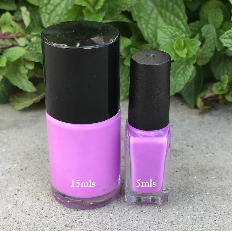 CHEEKY 10 Toxin Free Nail Polish Vegan Friendly, Cruelty Free image 4