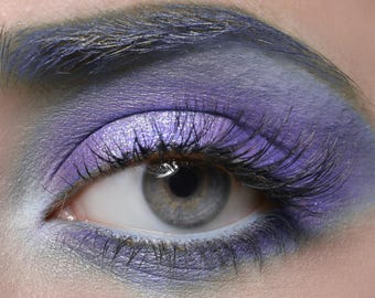 Dúo de sombras de ojos minerales BUBBLE: ¡Consigue este look! Maquillaje de ojos y delineador totalmente natural y vegano.