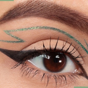 SPRIG Cake Eyeliner with Applicator Brush- Water Activated Eyeliner- Vegan Friendly, Cruelty Free