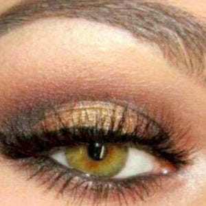 VERLEIDING: krijg deze look! Natuurlijke, veganistische oogschaduw- en eyelinermake-up. Minerale make-up, dierproefvrije make-up, minerale oogschaduw