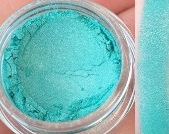 Addictivecosmetics の Look Good Feel Good Naturally Handmade In