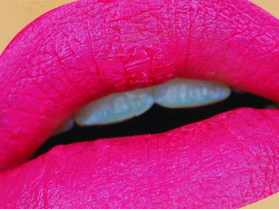 SHOWSTOPPER All Natural Hot Pink Lipstick and Liner- Non Toxic, Vegan and Cruelty Free