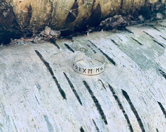 sterling silver viking toe ring, elder futhark jewellery, runic, runes hand stamped, yoga, personalised, your message,  nordic, norse,