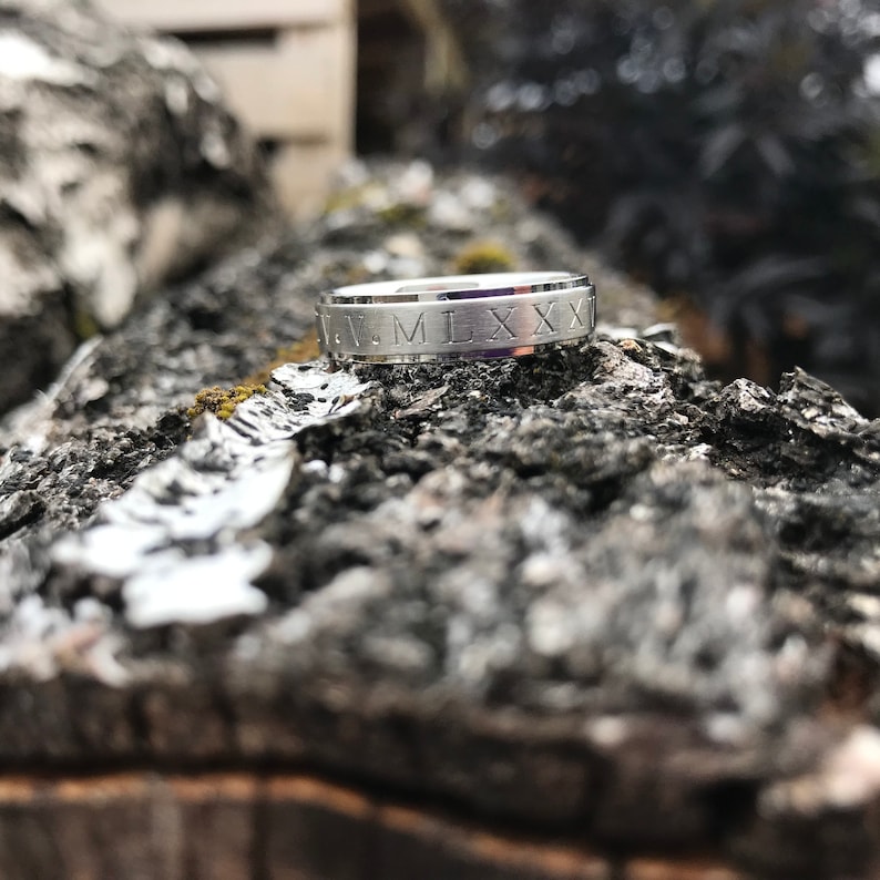 Personalised subtle birthdate Comfort Fit children womans Hand Stamped Roman Numerals Stainless Steel Ring wedding jewellery mens