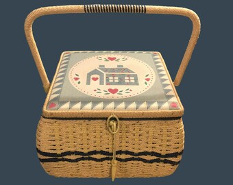Woven Wicker Sewing Basket w/Handle & Lift Tray Saltbox House Hearts Needles Elastic Buttons