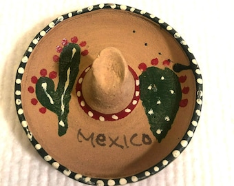 Handmade Sombrero Hat Mexican Ashtray, Vintage, Hand Painted, Clay Ashtray, Collectible, Set of 4