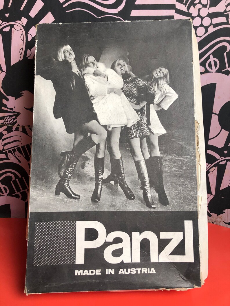 Vintage 70s Deadstock Cuffed Maroon Leather Kneehigh Heeled Boots With