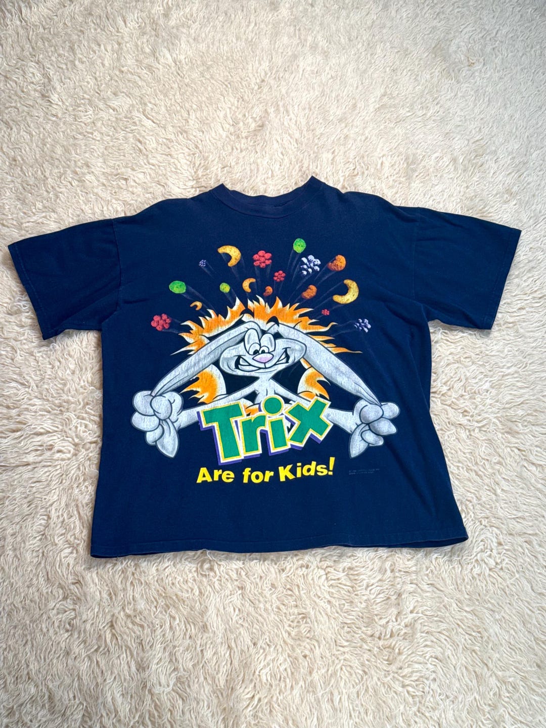 Vintage 90's Navy Blue Trix Rabbit T-shirt Size XL - Etsy