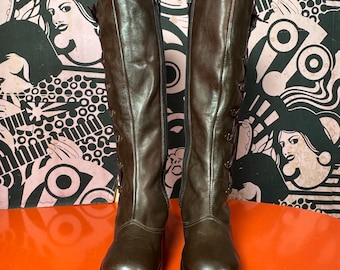 Vintage 1970s Dark Brown Leather Lace-Up Knee-High Boots (US Size 6)