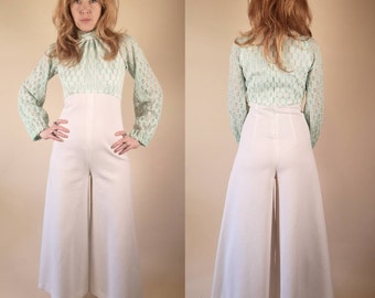 Vintage 1970&#39;s White Wide leg Bellbottom Jumpsuit Small