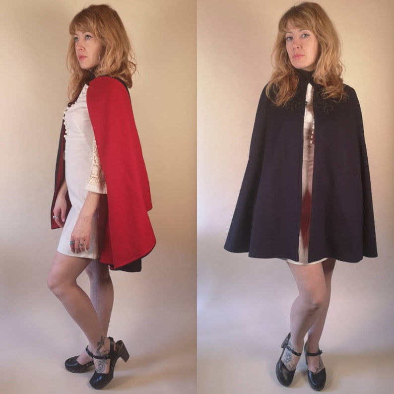 Vintage 1930/'s 1940/'s Blue Wool Nurses Cape War Time Era Red Lining