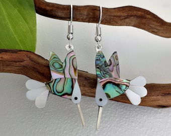 Boucles d'oreilles colibri, boucles d'oreilles bohème chic, boucles d'oreilles oiseau, incrustation de coquillages irisés arc-en-ciel, boucles d'oreilles ormeaux, bijoux mexicains artisanaux