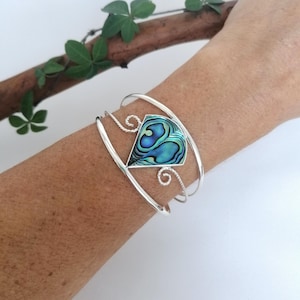 Art deco abalone manchetarmband, handgemaakte Mexicaanse sieraden, abalone schelp armband, handgemaakte schelpinleg, statement manchet, verzilverd