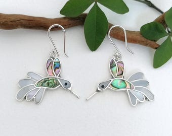 Oorbellen parelmoer en abalone kolibrie, boho-chic sieraden, handgemaakte Mexicaanse inlegwerk schelp