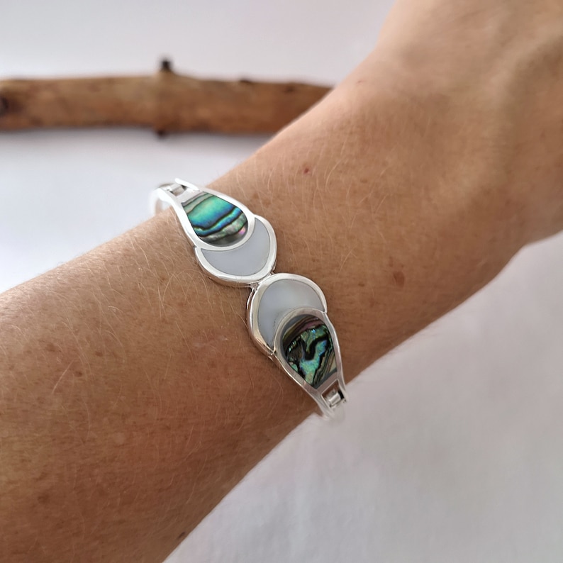 Moon Bracelet Celestial Bracelet Silver Plated Shell Inlay Abalone Bracelet Mother of Pearl Mexican Jewellery Crescent Moon Bangle