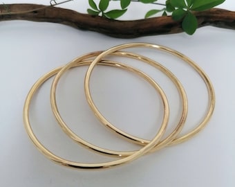 Set of Three Bangles, Solid Brass Bangles, Stacking Bracelets, Classic Bangles, Trio of Bangles, Set of Bracelets, Interlinked Bangles