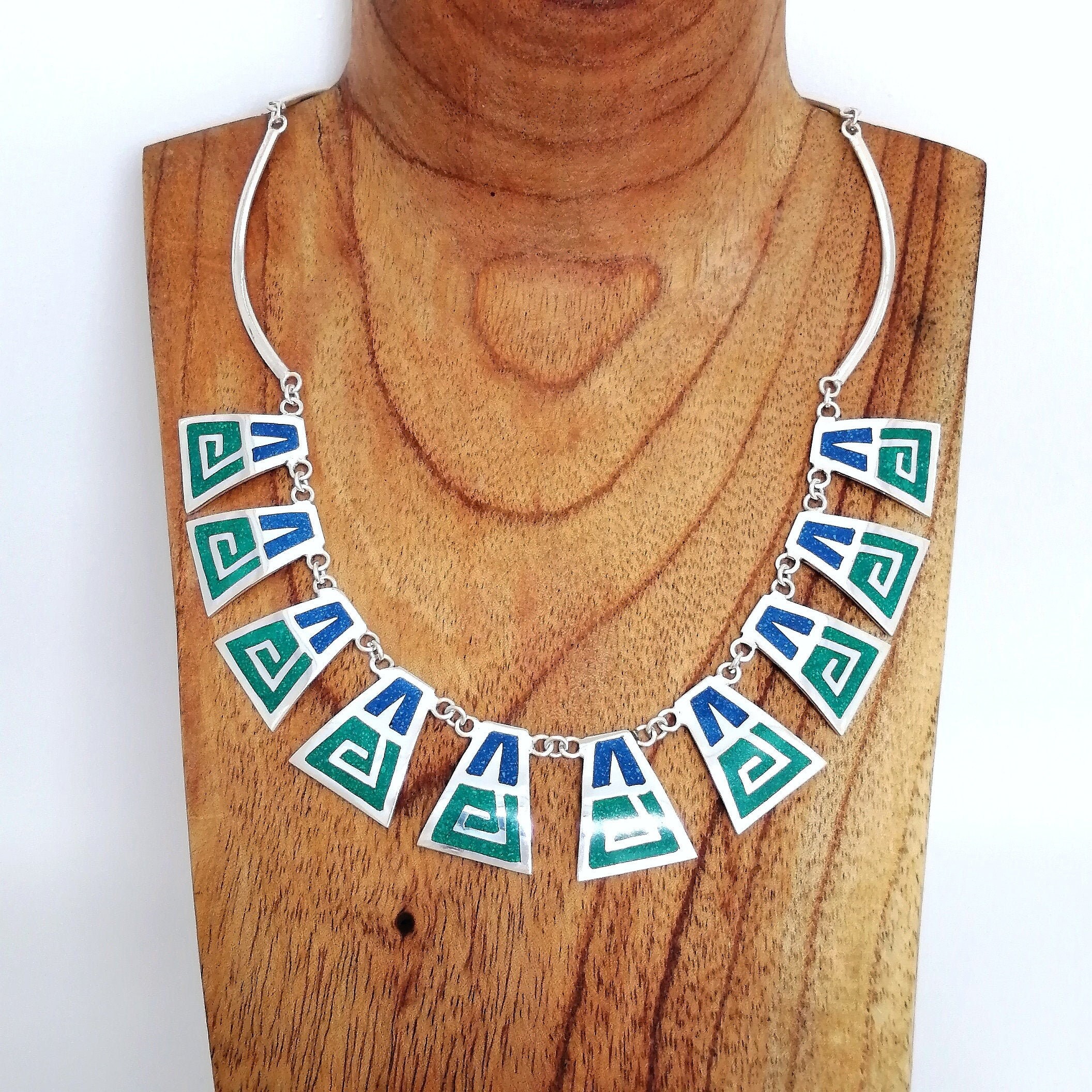 Native American Cleopatra Vintage Navajo Turquoise Sterling Silver Segment Necklace Native American Cleopatra Vintage Navajo Turquoise Sterling Silver Segment Necklace