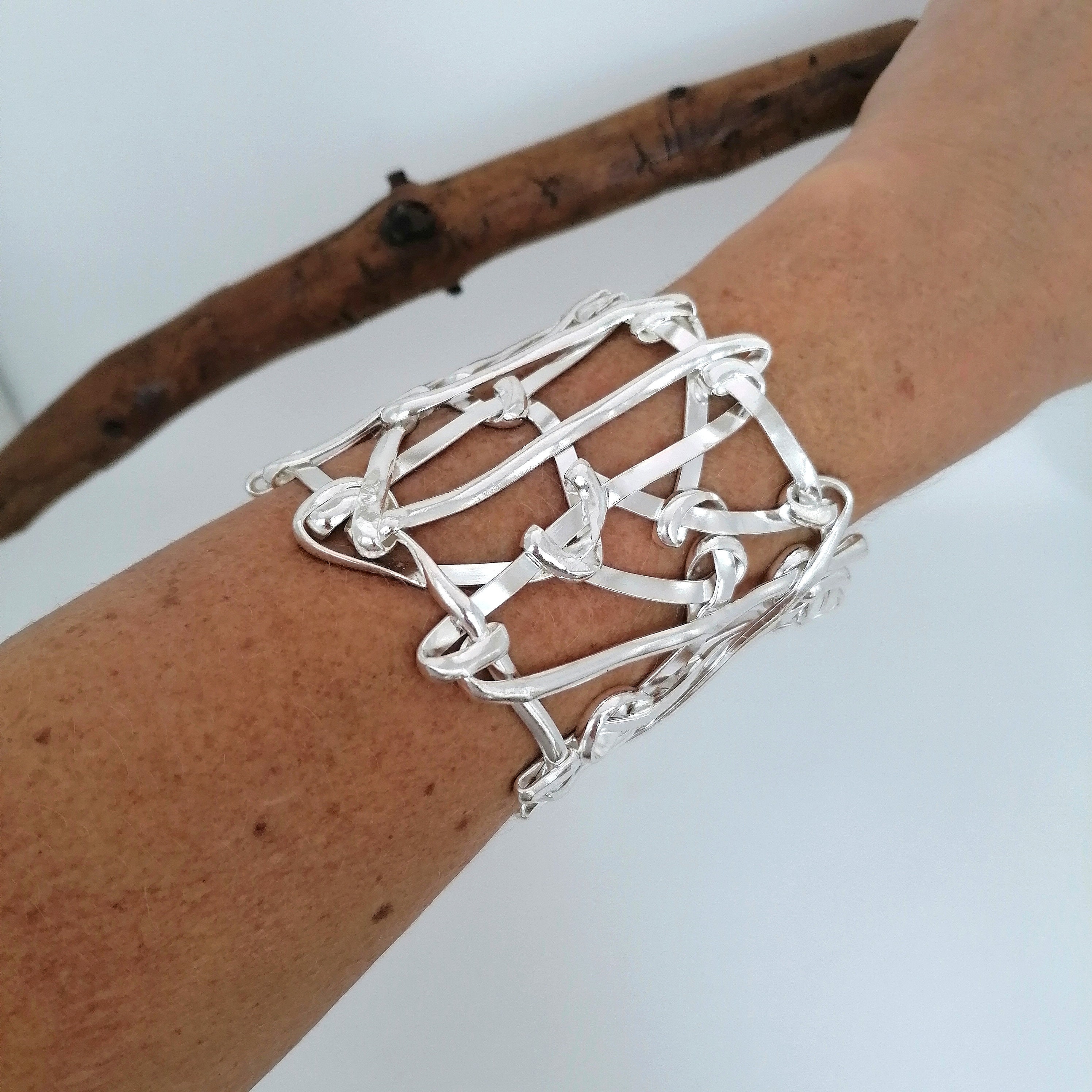 VandomeAoyama バングル　品番AGAB4856LSPG AJVB4092LSYG ゴールド バングル｜ブレスレット｜ヴァンドーム