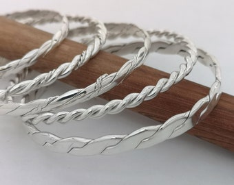 Set of 5 Bangles, Stacking Bracelets, Woven Bangle Set, Stacking Bangles, Handcrafted Mexican Jewellery, Hand Forged Bangles, Silver Plated