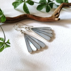 Mother of Pearl Earrings, Art Deco Fan Earring, Handcrafted Mexican Jewellery, Iridescent Shell Inlay, Boho Chic Wedding, Silver Plated image 2