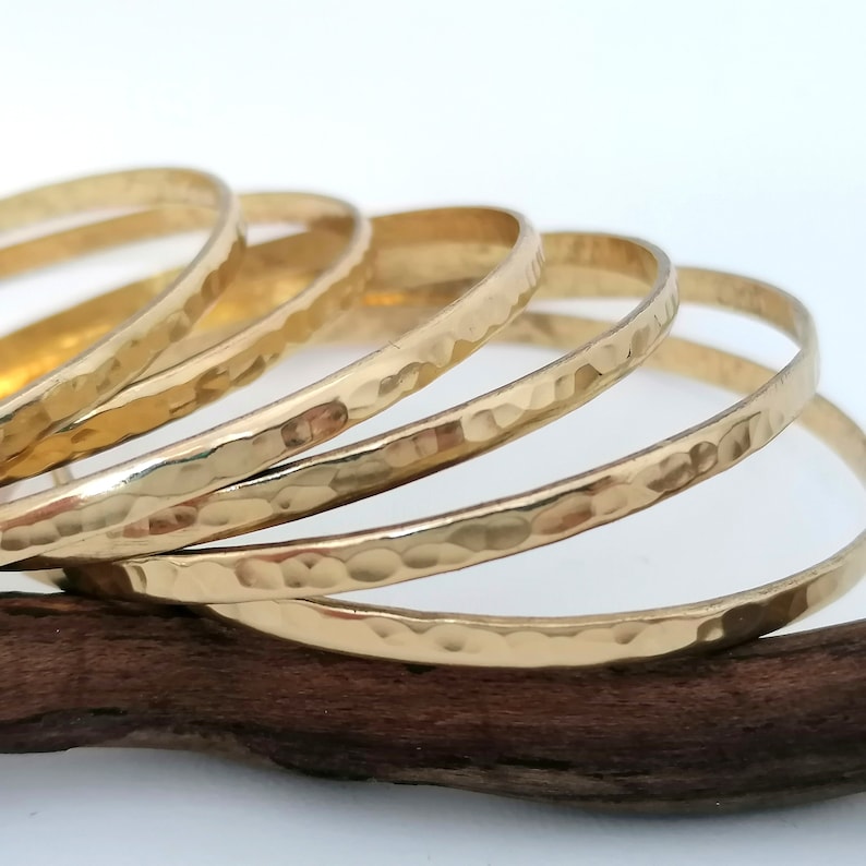 Set of 7 Bangles, Hammered Bangles, Stacking Bracelets, Brass Bangles. Semanario, Stacking Bracelet, 7 Day Bangles, Thin Sparkly Bangles image 1