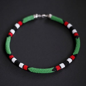 Massai Style Halskette, Muticolor Afrikanischer Stil Halskette, Afrikanisch inspirierte Halskette, Stammes- Halskette, Native Beadwork, MADE TO ORDER