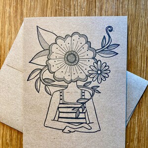 Carte vide / Personnage tête de fleur / Dessiné à la main / Carte brune