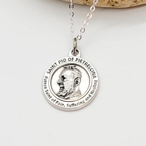 Saint Pio of Pietrelcina Patron Saint of Pain, Suffering and Healing, Italian PADRE PIO 3/4" Silver Medal, Catholic Necklace With Gift Box