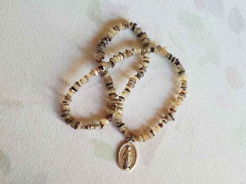 Puka Shell Necklace, Miraculous Medal, Catholic Jewelry Necklace, Mother Mary Catholic Teen Gift image 4