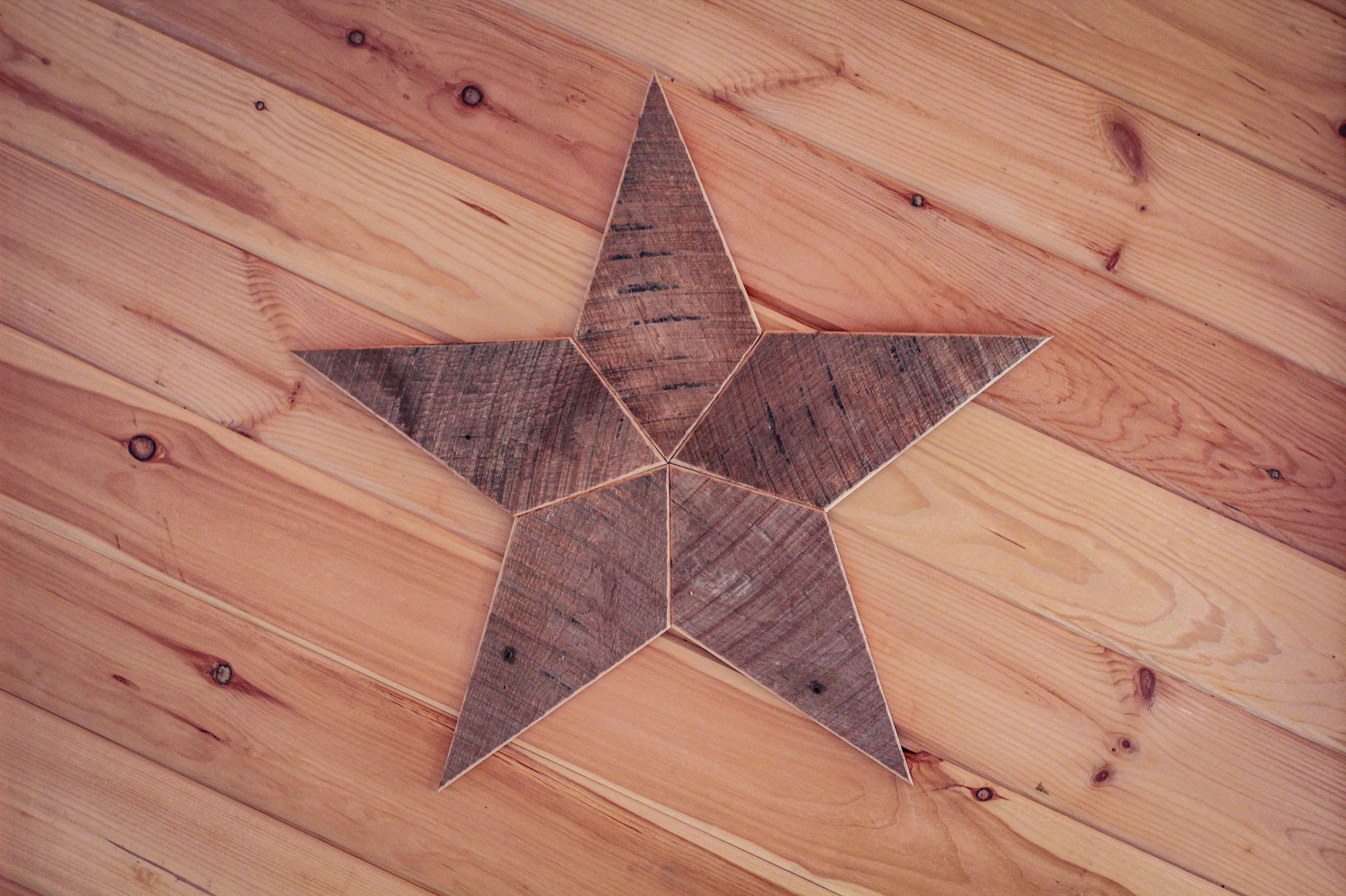 DIY Rustic Wooden Star – Around The House