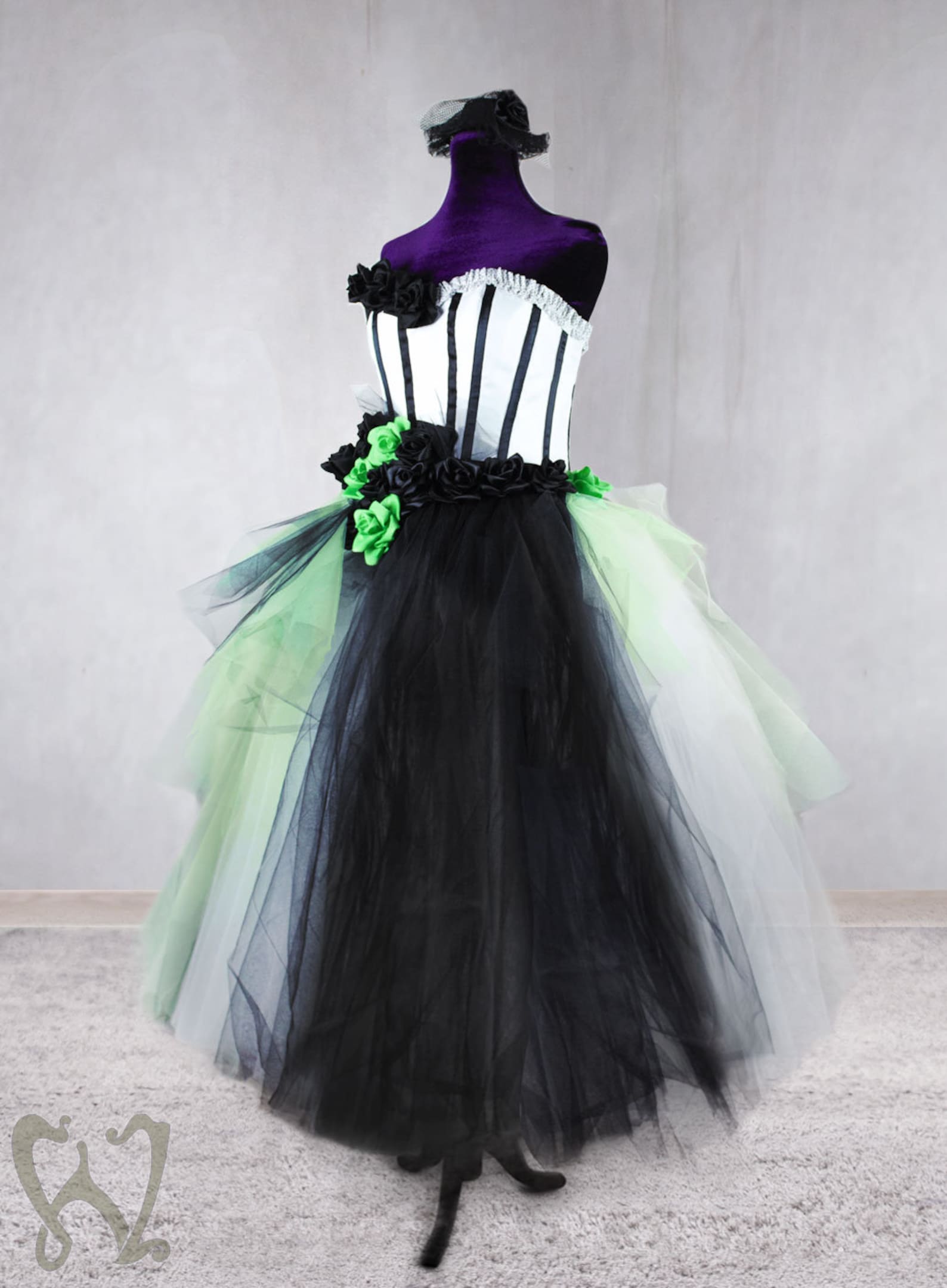 BEETLEJUICE Wedding Dress Halloween Wedding Dress Hallowen | Etsy