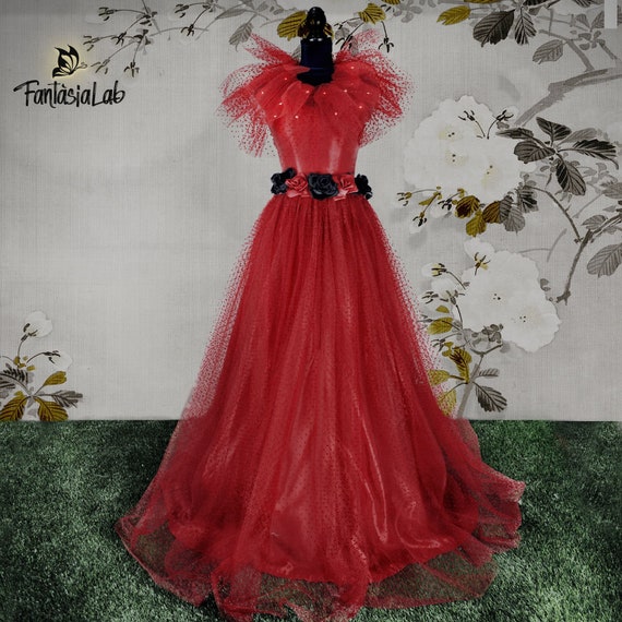 wedding dress beetlejuice