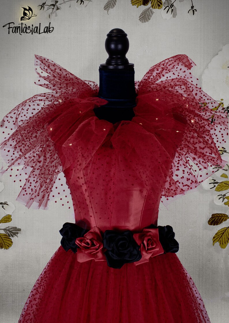 lydia deetz wedding dress hot topic