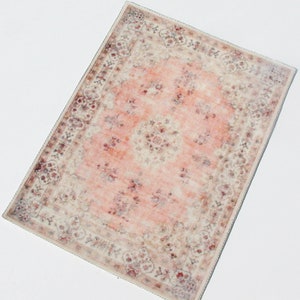 Dollhouse Rug 1:12 Scale Peachy Pink Persian Style Medallion Velvet Carpet Artisan