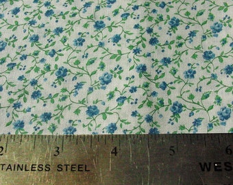 Dollhouse Miniature Fabric Vintage material Tiny Blue Climbing Roses 1:12 or 1/6 Scale 8.5" x 20" COTTON Small Scale Print