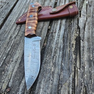 Handmade Damascus Hunting Camping Survival knife W/Leather Sheath Hand forged Damascus Knives, Ideal Gifts for him On Christmas Or Birthday